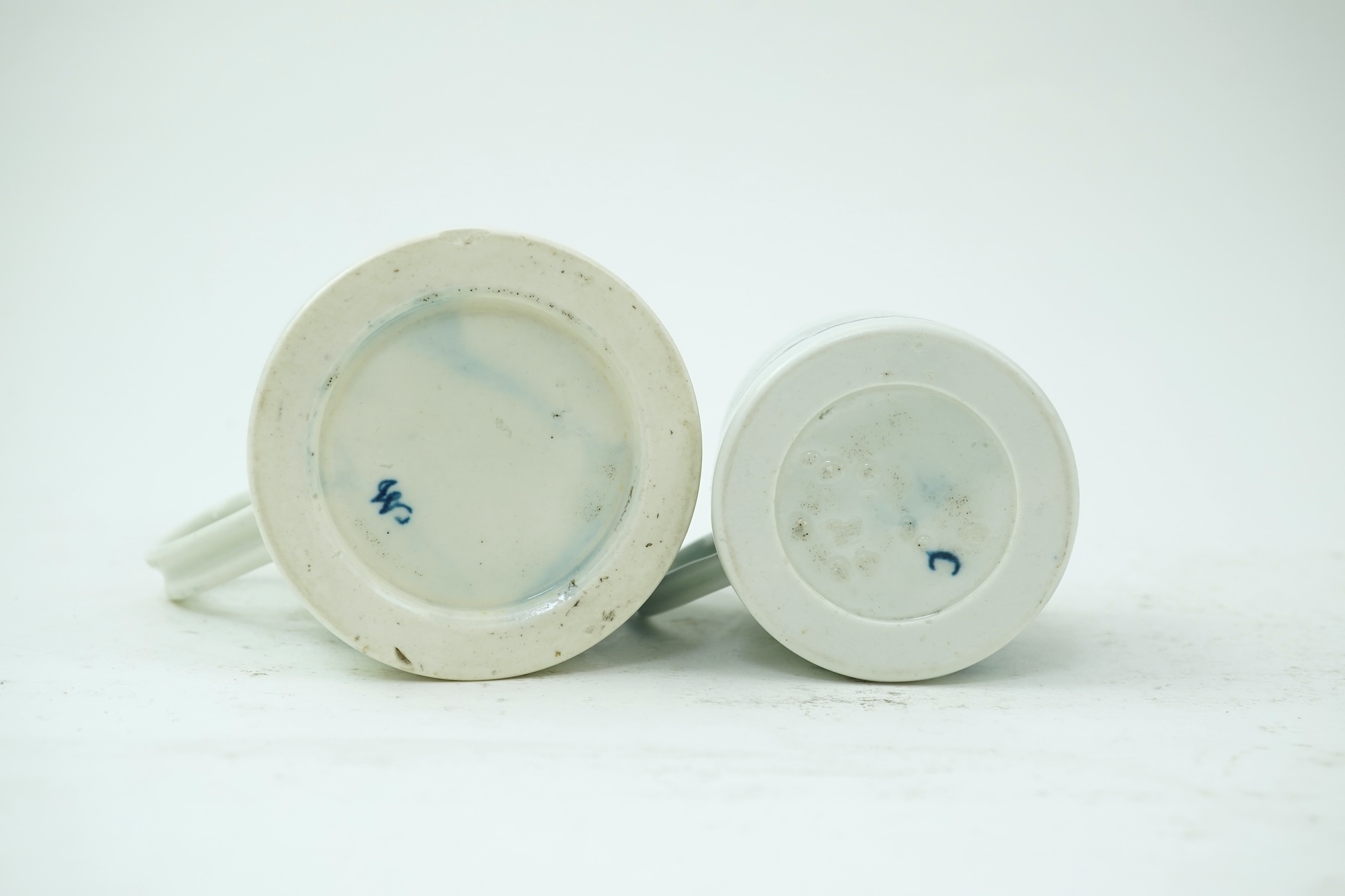 A Worcester blue and white Rock Willow Rock Bird pattern Hors d'Oeuvres tray, c.1758-1765